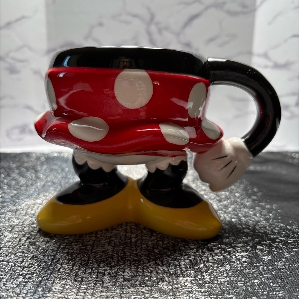 Disney Vintage Minnie Mouse Pants/Legs Ceramic Coffee Mug-Capacity 6 oz.-4.5” H